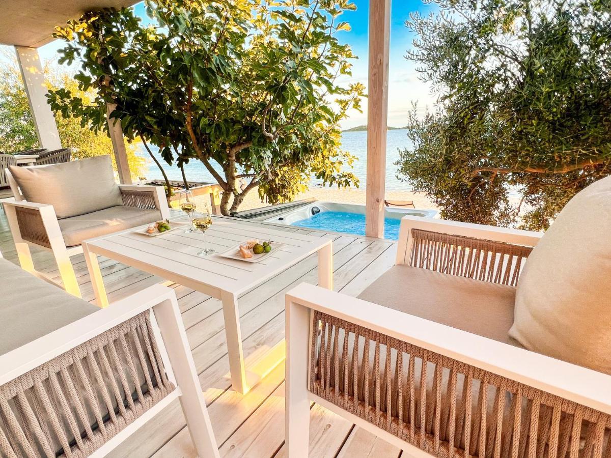 Buqez Eco Resort - Beach Villa 81 - 1St Sea Line By Beach Drage Exterior photo