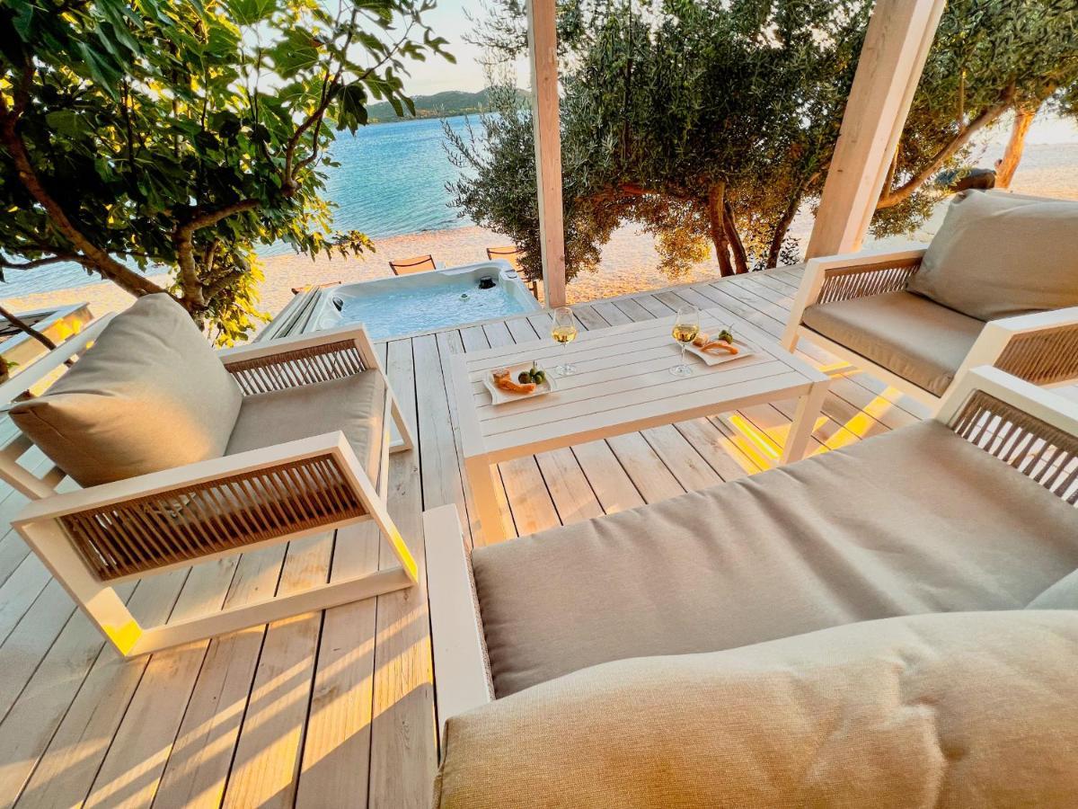 Buqez Eco Resort - Beach Villa 81 - 1St Sea Line By Beach Drage Exterior photo